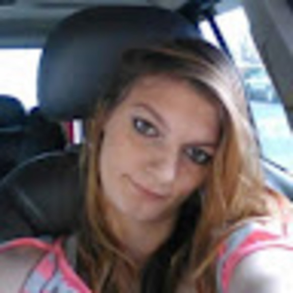 Meet your Posher, Paula - Picture 1 of 1